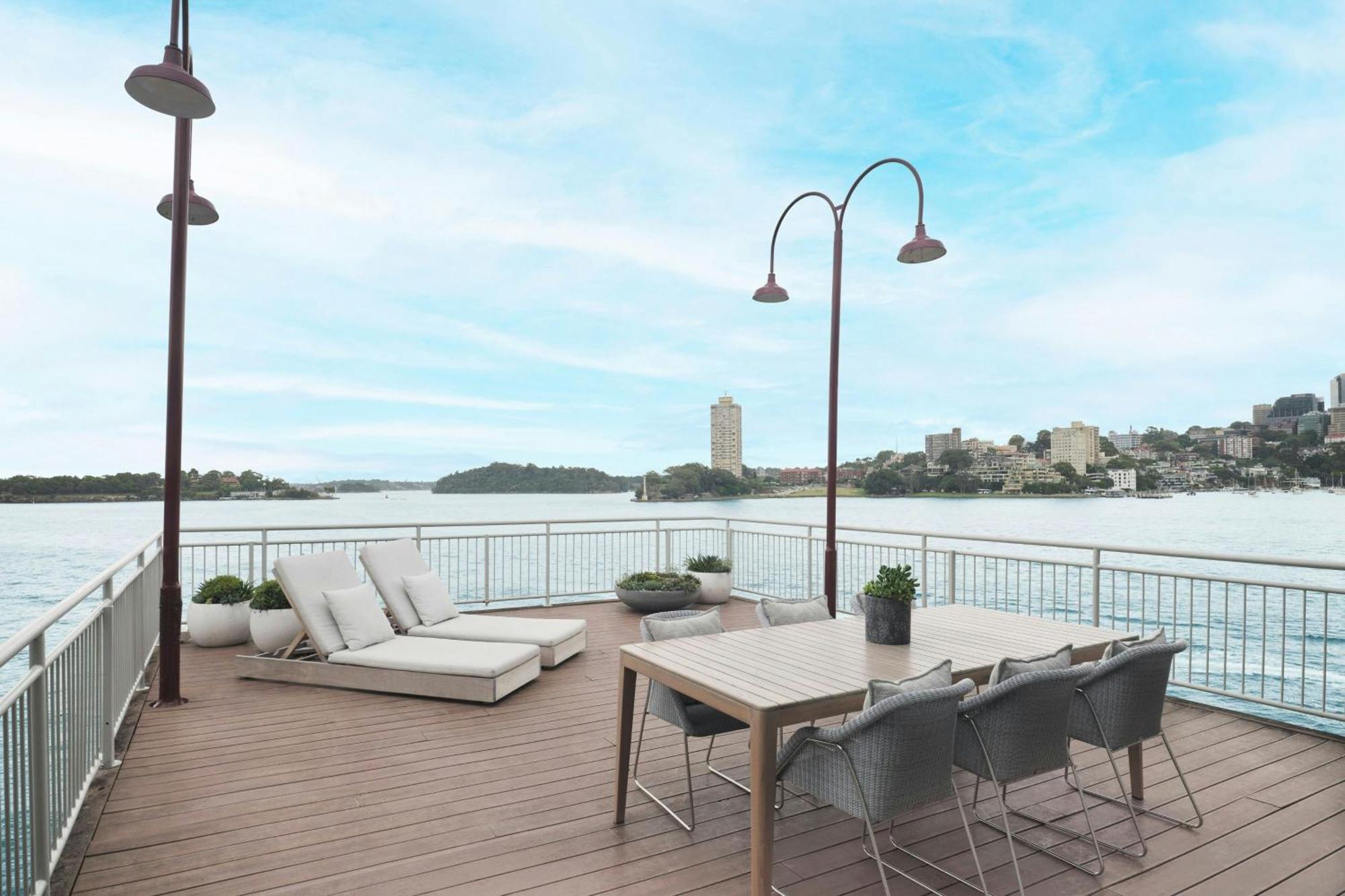 Pier One Harbour, Autograph Collection Hotel